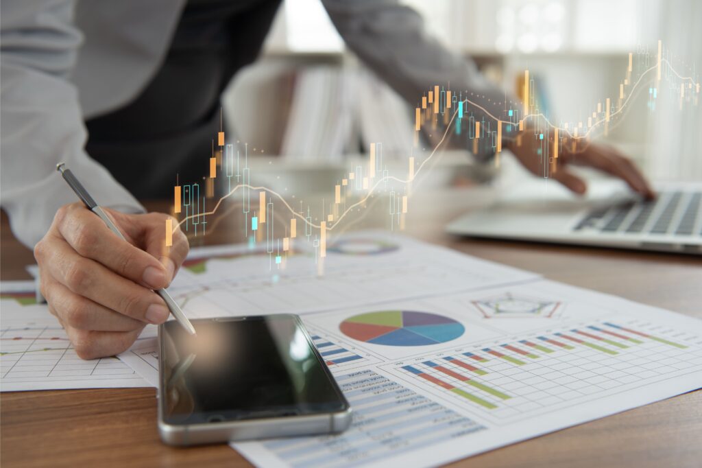 Investisseur en train de travailler.